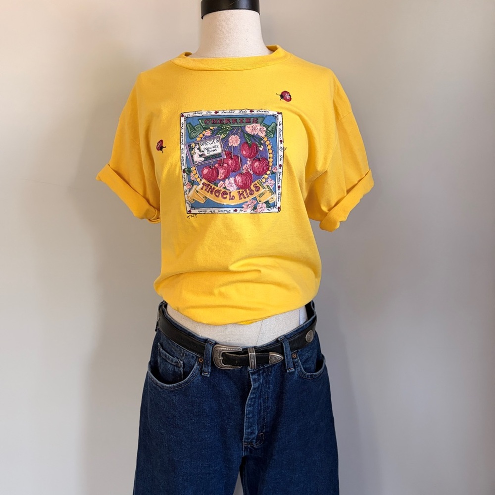SOLD ON DEPOP Vintage 80s Jerzees Cherry Ladybug Graphic Tee Made in USA Large